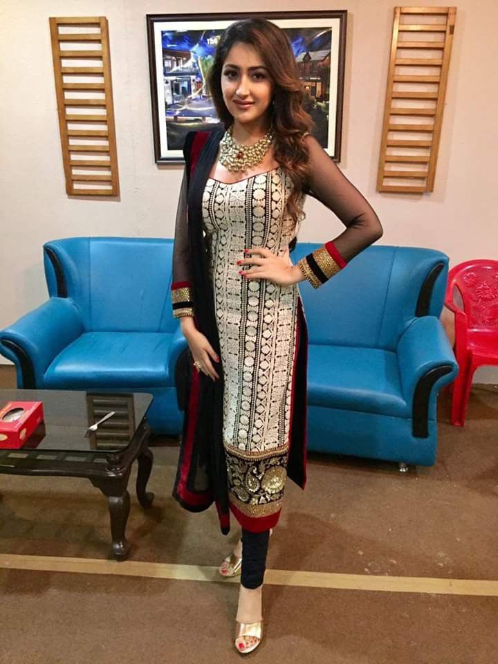 Gurgaon Sector 90 Escorts With Cheap And Trusted Call Girl Services